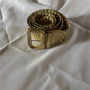 Elegant Gold Weaved Belt